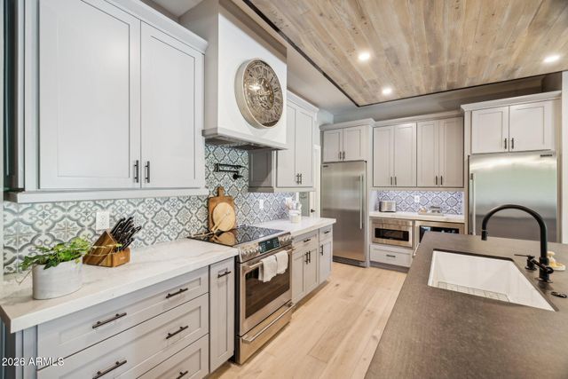 5402 E Corrine Drive E, Scottsdale, AZ 85254