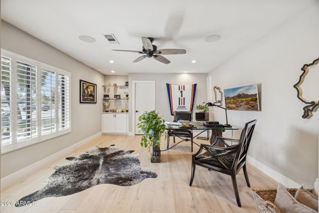 5402 E Corrine Drive E, Scottsdale, AZ 85254