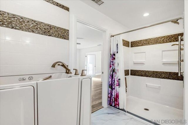 2679 Ferdinand Road, El Cajon, CA 92020