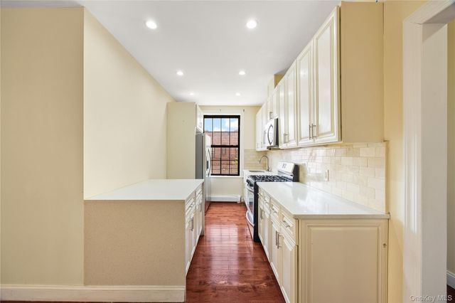 850 Clarkson Avenue, Brooklyn, NY 11203