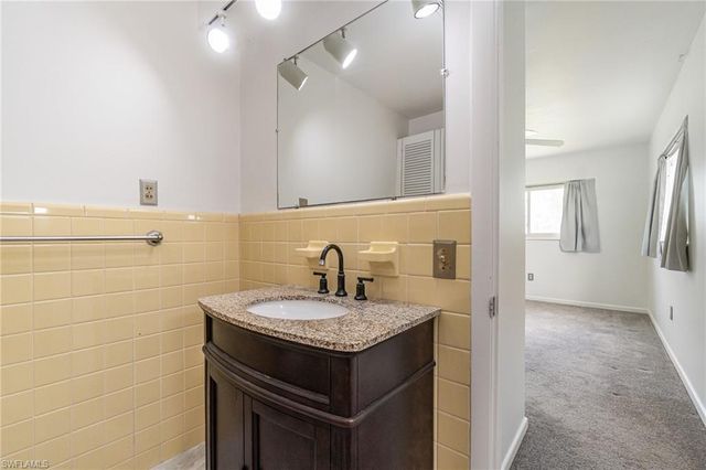 804 Bougainvillea RD E, Lehigh Acres, FL 33936