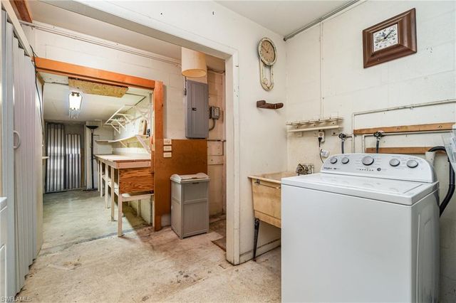 804 Bougainvillea RD E, Lehigh Acres, FL 33936