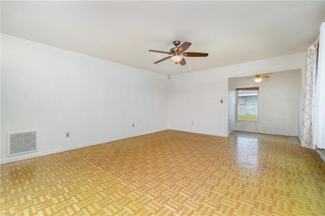 804 Bougainvillea RD E, Lehigh Acres, FL 33936