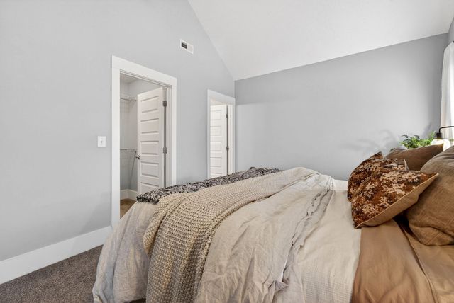 511B Hickory Cir, Ashland City, TN 37015