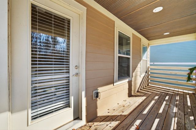 511B Hickory Cir, Ashland City, TN 37015