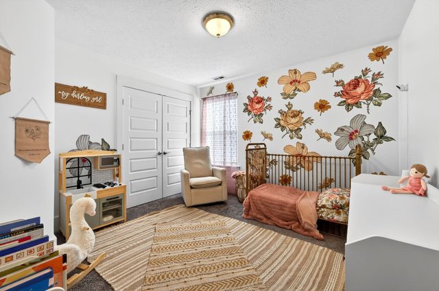 511B Hickory Cir, Ashland City, TN 37015