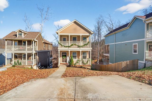 511B Hickory Cir, Ashland City, TN 37015