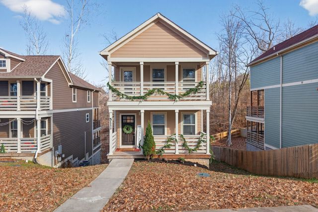 511B Hickory Cir, Ashland City, TN 37015