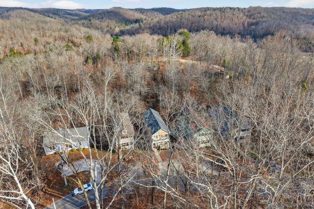 511B Hickory Cir, Ashland City, TN 37015