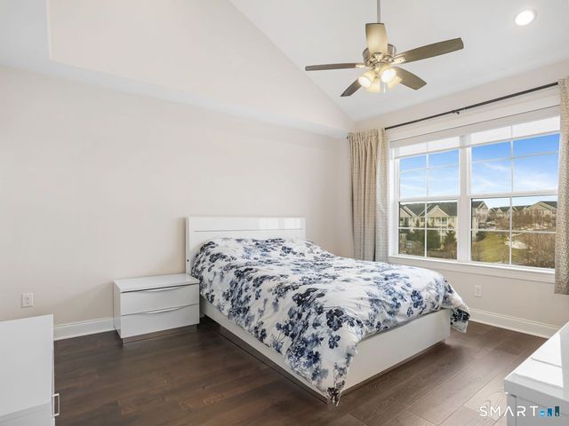 185 Brentwood Circle 185, Danbury, CT 06810