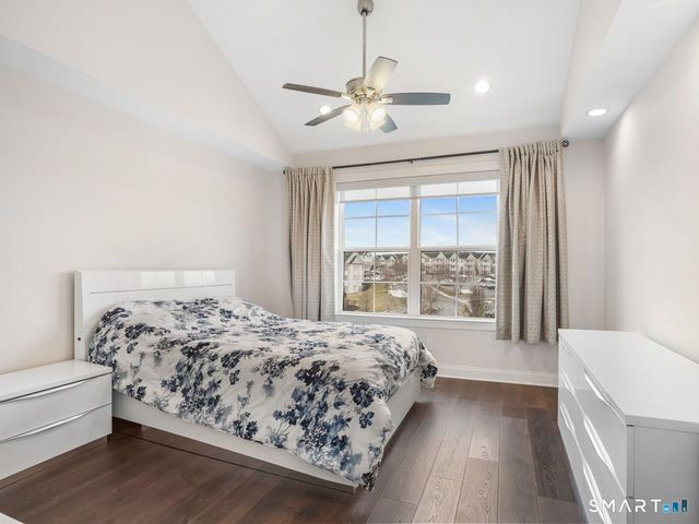 185 Brentwood Circle 185, Danbury, CT 06810