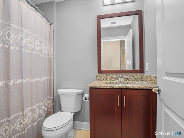 185 Brentwood Circle 185, Danbury, CT 06810