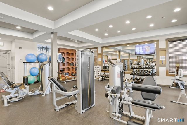 185 Brentwood Circle 185, Danbury, CT 06810