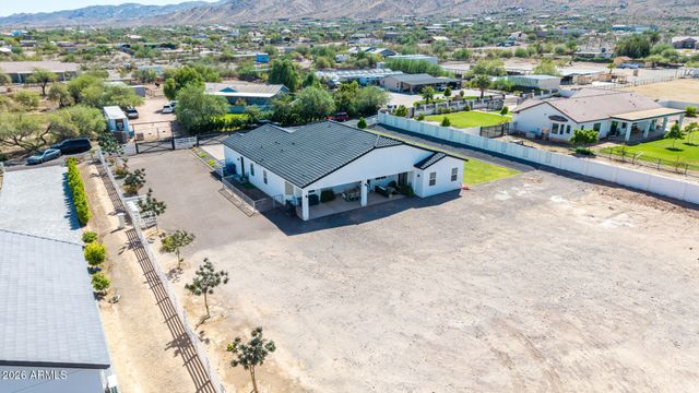 10114 S 32nd Drive, Laveen, AZ 85339