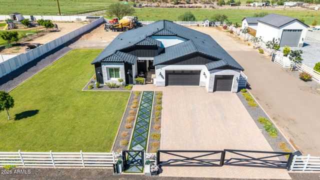 10114 S 32nd Drive, Laveen, AZ 85339