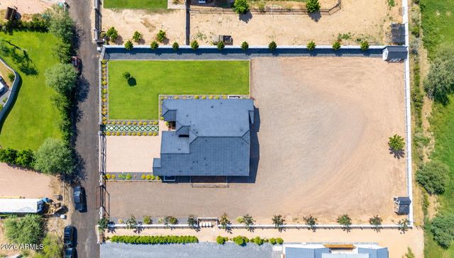 10114 S 32nd Drive, Laveen, AZ 85339
