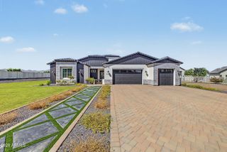 10114 S 32nd Drive, Laveen, AZ 85339