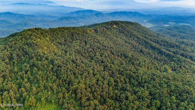 5 Shell Mountain Rd, Sevierville, TN 37876