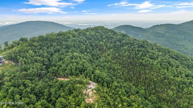 5 Shell Mountain Rd, Sevierville, TN 37876