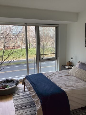 2 Earhart St 133, Cambridge, MA 02141