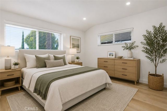 7100 Varna Avenue, North Hollywood, CA 91605