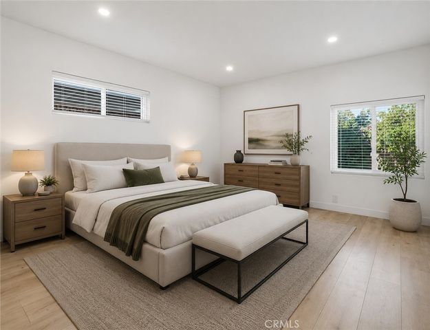7100 Varna Avenue, North Hollywood, CA 91605
