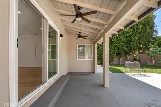 7100 Varna Avenue, North Hollywood, CA 91605