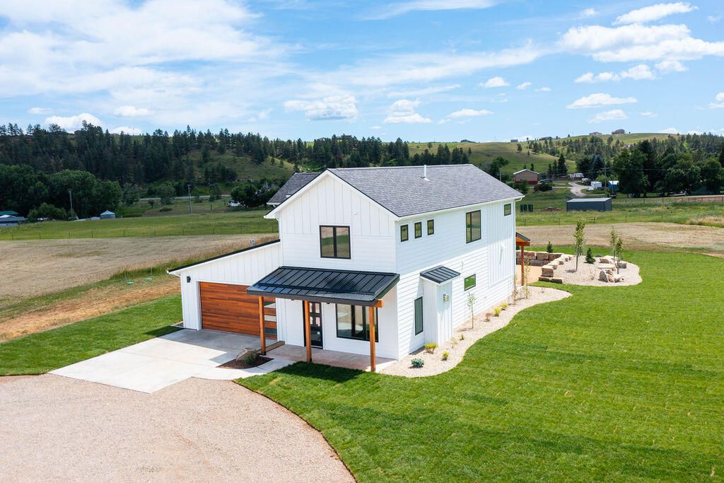 491 Roundhouse RD, Lewistown, MT 59457