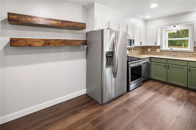 2900 Normand Drive, College Station, TX 77845