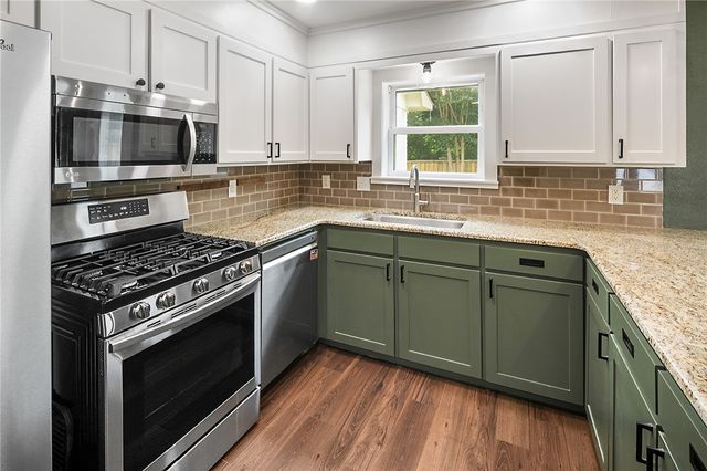 2900 Normand Drive, College Station, TX 77845
