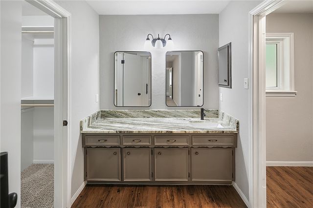 2900 Normand Drive, College Station, TX 77845