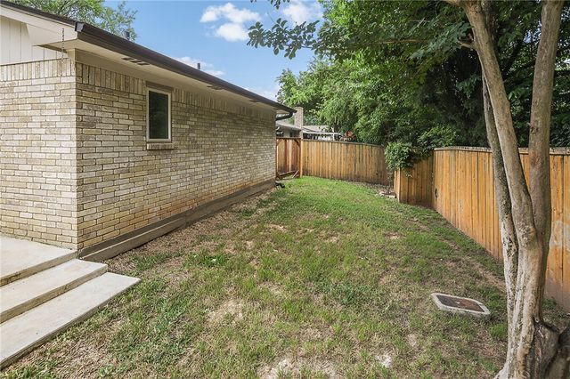 2900 Normand Drive, College Station, TX 77845
