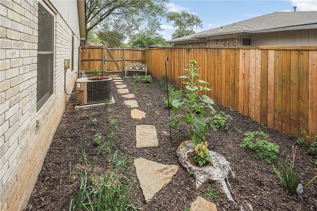 2900 Normand Drive, College Station, TX 77845