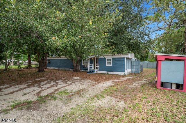 8239 Sevigny DR, North Fort Myers, FL 33917