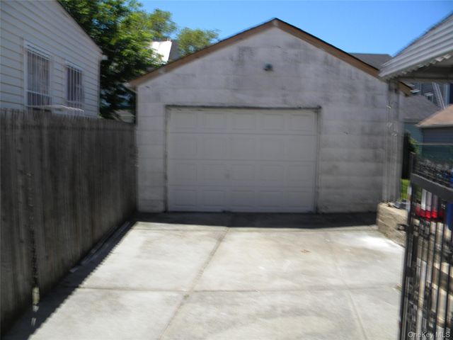 24126 86th Road, Bellerose, NY 11426