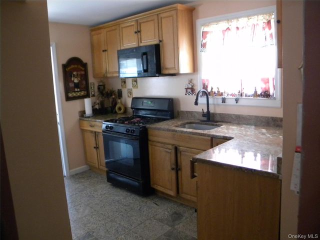 24126 86th Road, Bellerose, NY 11426