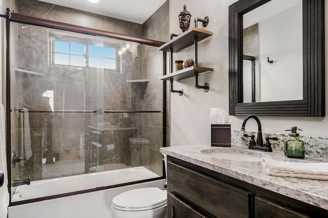 2909 S 74th Street, Kansas City, KS 66106