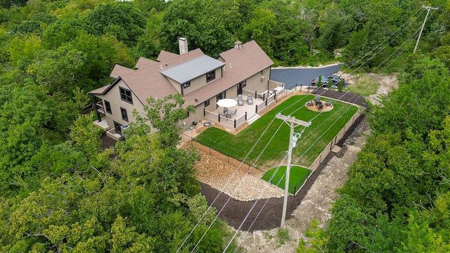2909 S 74th Street, Kansas City, KS 66106