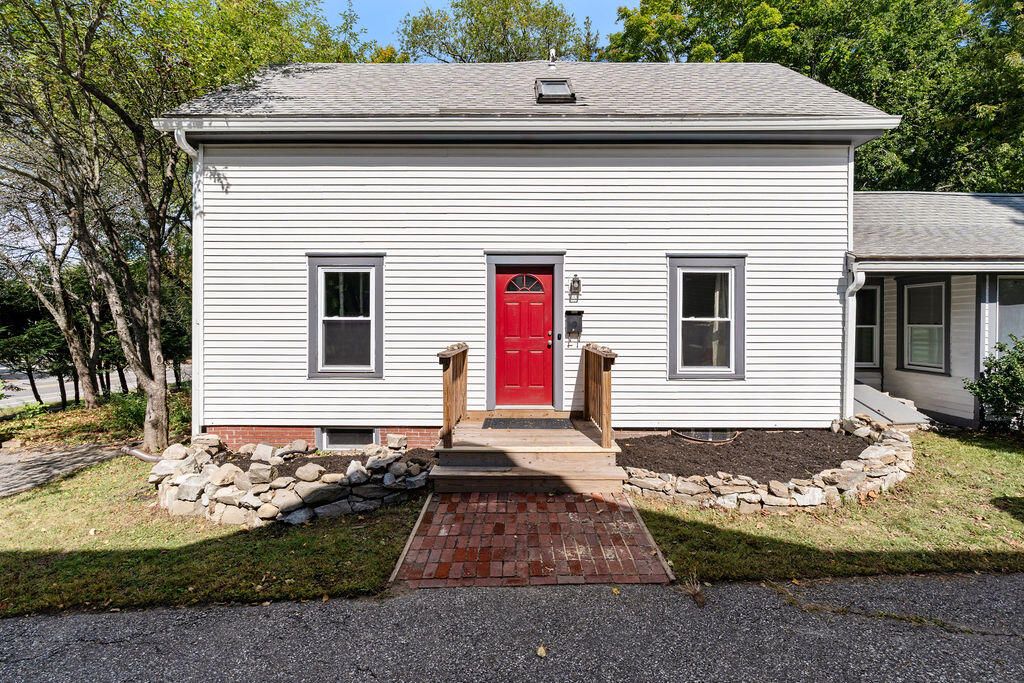 257 Allen Avenue, Portland, ME 04103 — photo 2