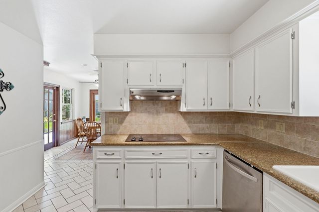 13710 Foxmoor Lane, Houston, TX 77069