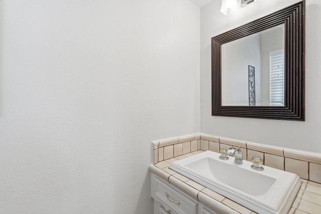 13710 Foxmoor Lane, Houston, TX 77069