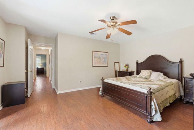 13710 Foxmoor Lane, Houston, TX 77069