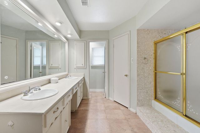 13710 Foxmoor Lane, Houston, TX 77069
