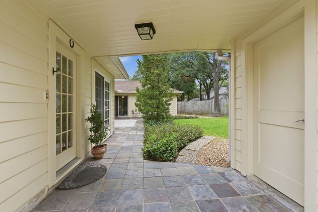 13710 Foxmoor Lane, Houston, TX 77069