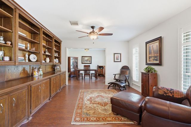 13710 Foxmoor Lane, Houston, TX 77069