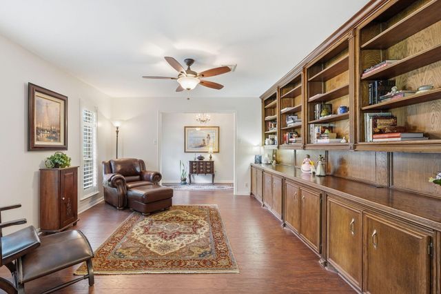 13710 Foxmoor Lane, Houston, TX 77069