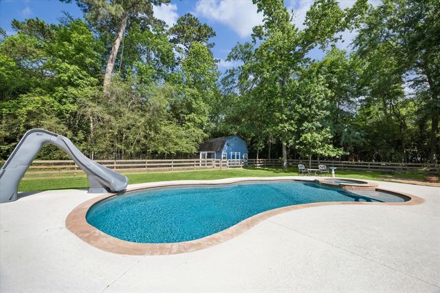 40307 Pipestone Road, Magnolia, TX 77354