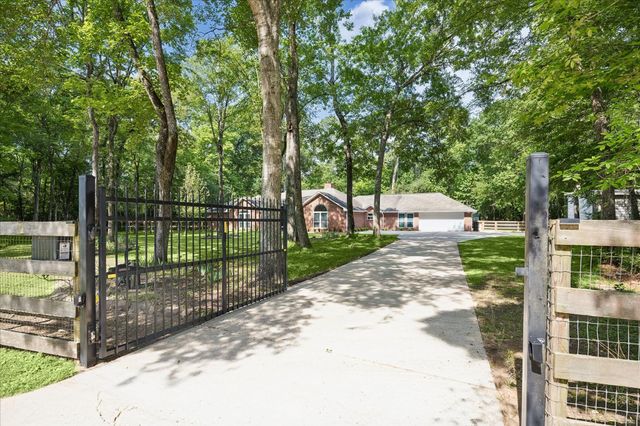 40307 Pipestone Road, Magnolia, TX 77354