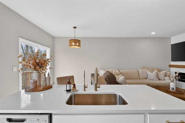 4628 Glen Haven Drive, Grand Rapids, MI 49512