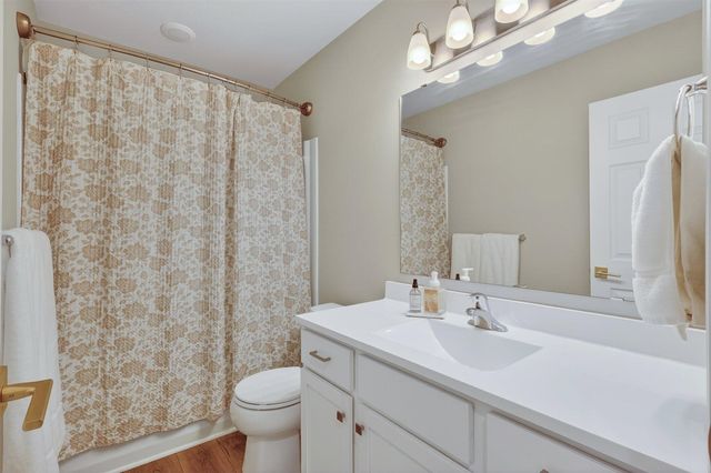 4628 Glen Haven Drive, Grand Rapids, MI 49512